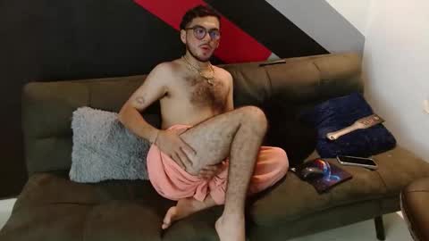 Zack  online show from November 2025 03:59:02 AM