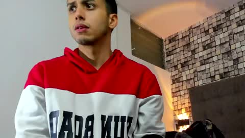 zack_isback online show from April 2026 07:25:02 PM