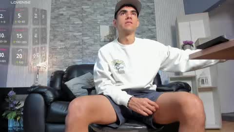 zack_joness10 online show from June 2026 05:20:02 AM