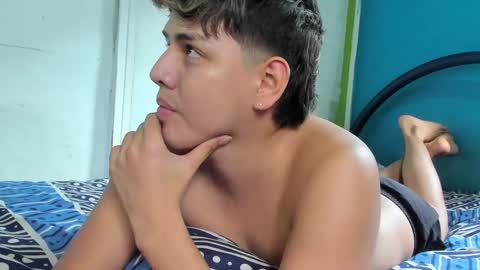 ZackMontiel07 online show from January 2025 10:11:02 PM