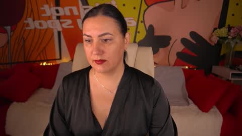 Zafiramoonn online show from November 2025 02:06:02 PM