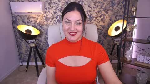 Snapshot of zafiramoonn chatting on July 2026 02:10:01 PM Zafiramoonn online show from July 2026 02:10:01 PM
