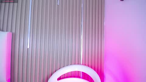 Zafiro online show from April 2026 04:52:01 AM