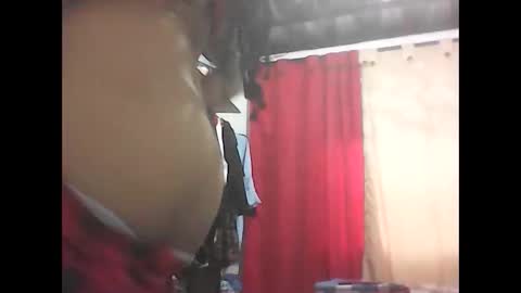 Zafiro online show from December 2025 10:25:01 PM