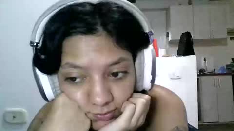 Snapshot of zafiro_rubi chatting on May 2026 07:42:02 PM Zafiro online show from May 2026 07:42:02 PM