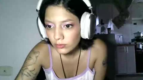 Snapshot of zafiro_rubi chatting on May 2026 05:09:01 PM Zafiro online show from May 2026 05:09:01 PM