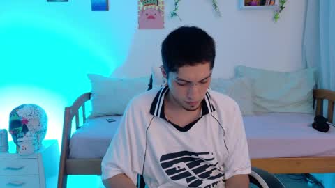 Snapshot of zahir_raw chatting on April 2026 08:17:01 PM Zahir Raw online show from April 2026 08:17:01 PM