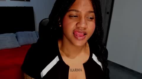 zahra_rose online show from September 2025 08:25:01 PM