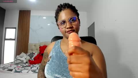 zahra_rose online show from March 2026 09:19:01 PM