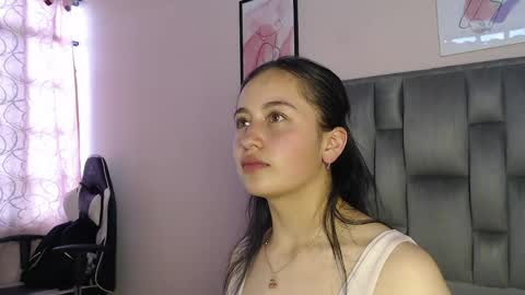 Snapshot of zaida_1 chatting on June 2026 07:53:01 PM Zaida online show from June 2026 07:53:01 PM