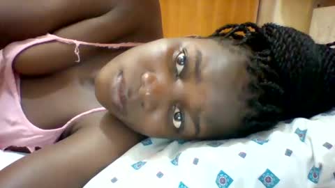 Snapshot of zainxxxx chatting on February 2025 10:15:02 AM zainxxxx online show from February 2025 10:15:02 AM