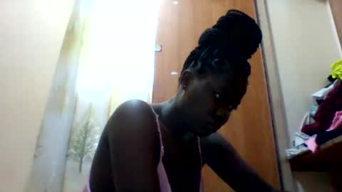 Snapshot of zainxxxx chatting on February 2025 06:24:01 AM zainxxxx online show from February 2025 06:24:01 AM