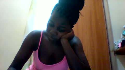 Snapshot of zainxxxx chatting on February 2025 12:16:01 PM zainxxxx online show from February 2025 12:16:01 PM