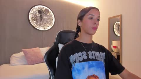 Z A K I A online show from January 2026 07:11:01 PM