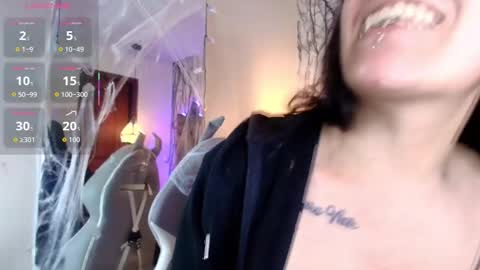   online show from November 2025 05:25:02 PM