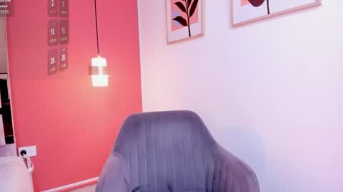 Snapshot of zamira_taylor chatting on May 2026 10:50:03 PM zamira_taylor online show from May 2026 10:50:03 PM