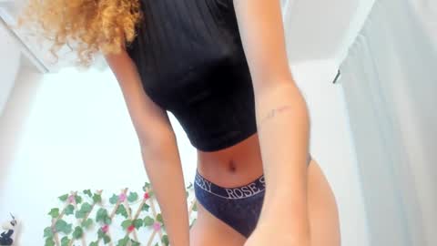 Snapshot of zammu_1992_ chatting on March 2025 02:15:01 AM Zamu online show from March 2025 02:15:01 AM