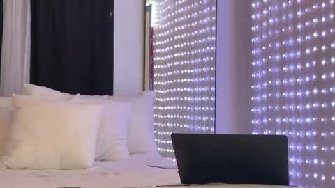 Snapshot of zamoraedii1994 chatting on December 2025 12:37:02 AM Edii online show from December 2025 12:37:02 AM