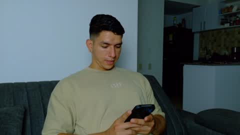 Snapshot of zanedawson_ chatting on June 2026 01:07:02 AM Zane Dawson online show from June 2026 01:07:02 AM