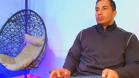 zanemaverick online show from November 2025 11:54:02 AM