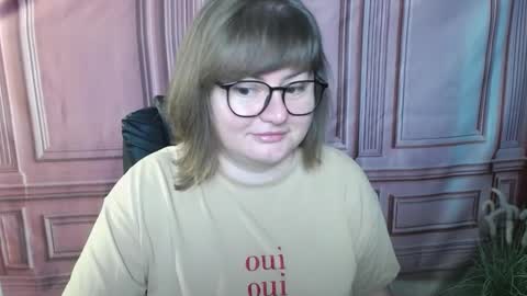 zannadreil online show from September 2025 06:18:02 PM