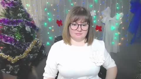 zannadreil online show from December 2025 07:07:02 PM