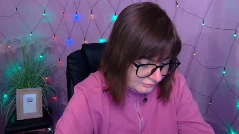 zannadreil online show from February 2026 07:12:01 PM