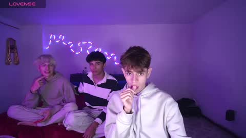 Tiiago Mallz online show from December 2024 04:38:01 AM