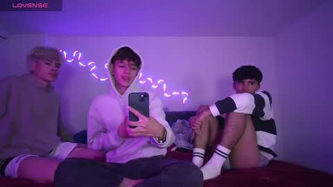 Tiiago Mallz online show from December 2024 07:39:01 AM