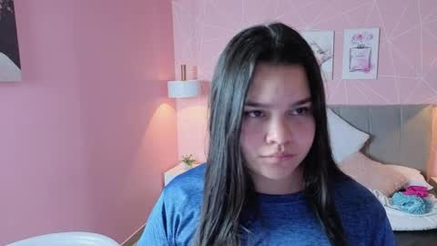 Snapshot of zara__sweet chatting on May 2026 01:41:01 PM Zara Sweet online show from May 2026 01:41:01 PM