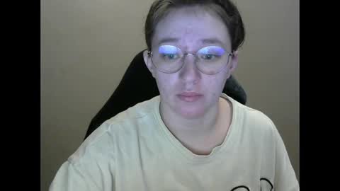 Snapshot of zara_golden chatting on January 2025 03:44:01 AM chaturcum online show from January 2025 03:44:01 AM