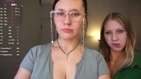 Criss  online show from March 2026 02:04:02 AM