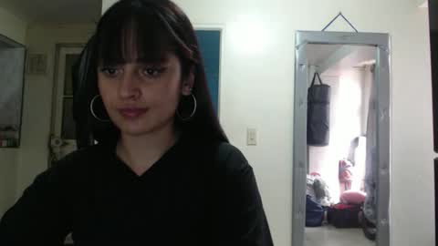 zaraa_lopez online show from February 2026 06:46:01 PM