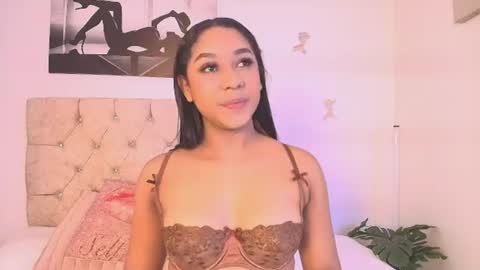 Snapshot of zaracampbell chatting on July 2026 12:00:01 PM Zara online show from July 2026 12:00:01 PM