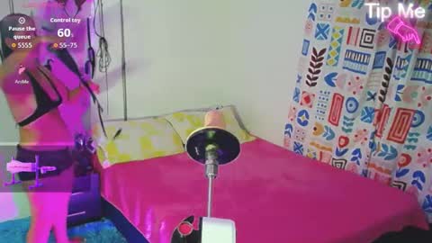 zaraluxx online show from July 2026 10:52:01 PM