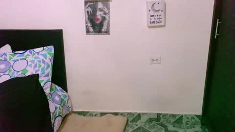 zaray online show from November 2025 12:44:01 AM