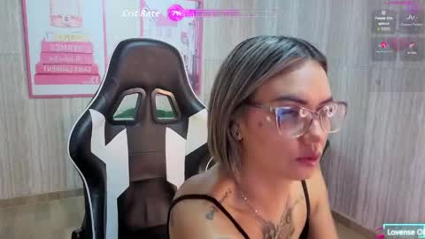 Isabella online show from April 2026 12:50:02 PM