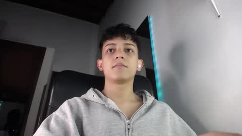 Zarek online show from October 2025 08:40:01 PM