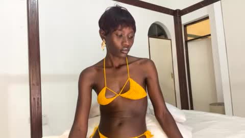 zaria_amara online show from June 2026 07:02:01 PM