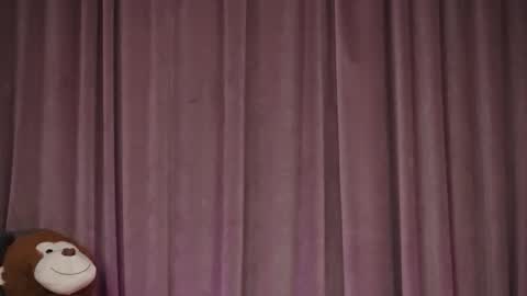 zariaavera online show from March 2026 08:59:02 PM