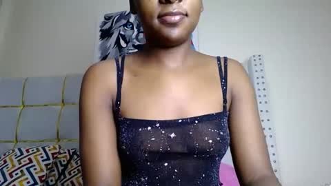 Snapshot of zariah011 chatting on July 2026 10:01:01 PM zariah online show from July 2026 10:01:01 PM