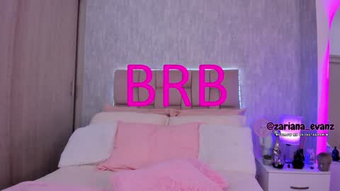 Snapshot of zarianaevanz chatting on January 2025 04:00:01 AM Zariana online show from January 2025 04:00:01 AM