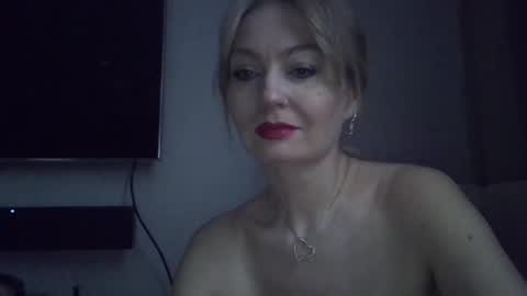 Zarina Swift online show from January 2025 04:18:01 AM