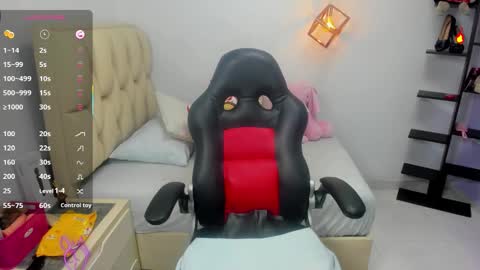 zarith_prada online show from November 2025 12:23:02 PM