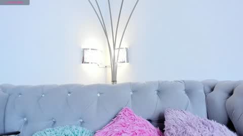  Zayda  online show from February 2025 07:17:01 PM