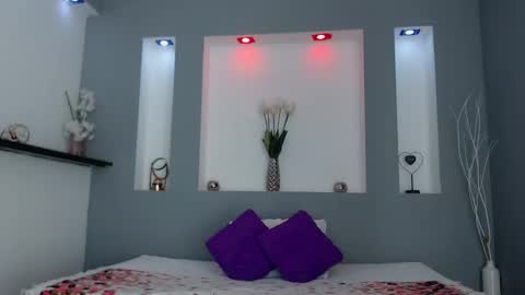 Karolyne online show from March 2025 07:05:02 AM