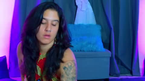 Snapshot of zean_lee chatting on June 2026 10:10:02 PM Karolyne online show from June 2026 10:10:02 PM