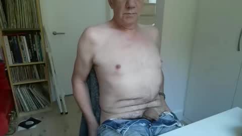 zeep16 online show from November 2025 10:03:01 AM