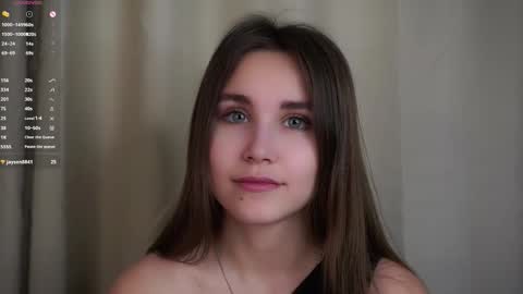 Emilia online show from November 2025 01:15:01 AM