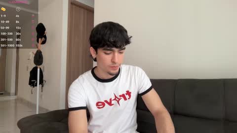 Zenn online show from September 2025 01:44:02 PM